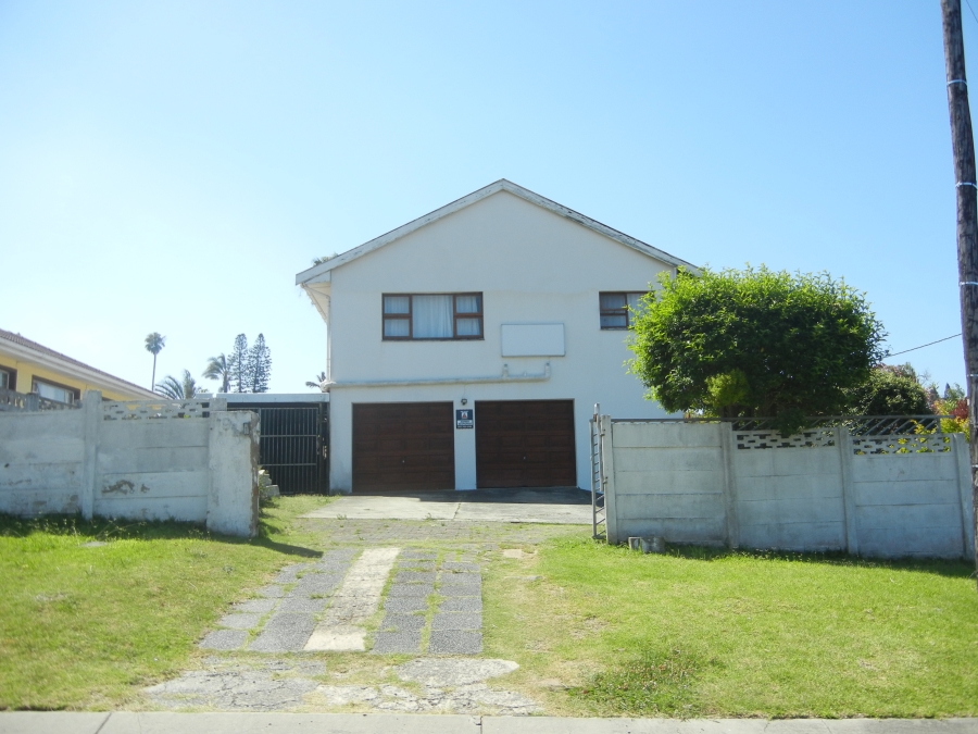 9 Bedroom Property for Sale in Sunnyridge Eastern Cape